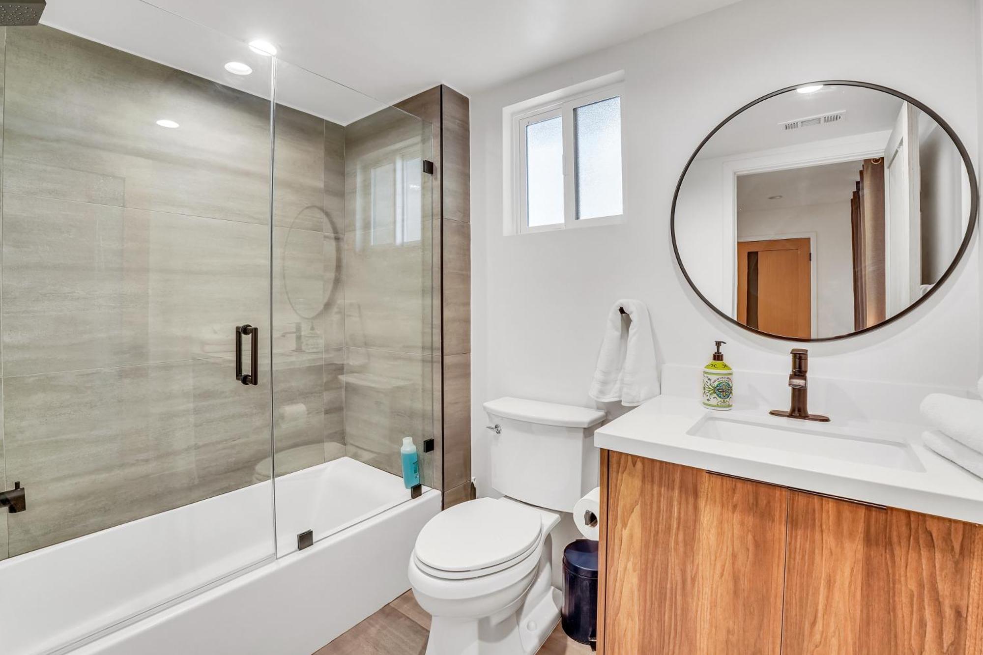 Luxurious Townhome W/3 Master Suites Gated Parking ロサンゼルス エクステリア 写真