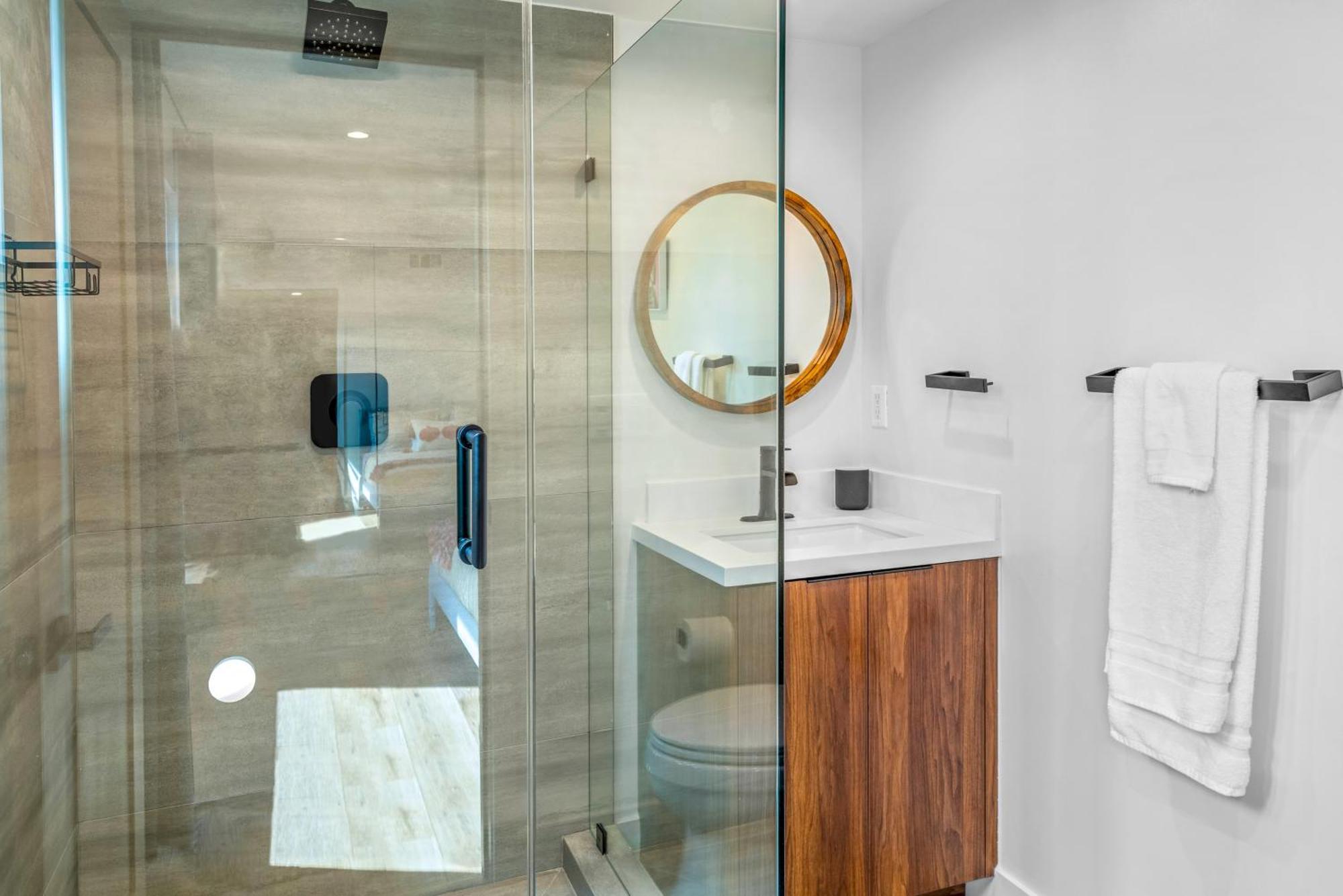 Luxurious Townhome W/3 Master Suites Gated Parking ロサンゼルス エクステリア 写真